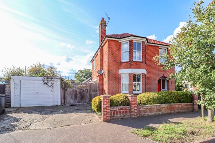 3 Bedroom Detached House For Sale In Cecil Road, Dereham, NR20