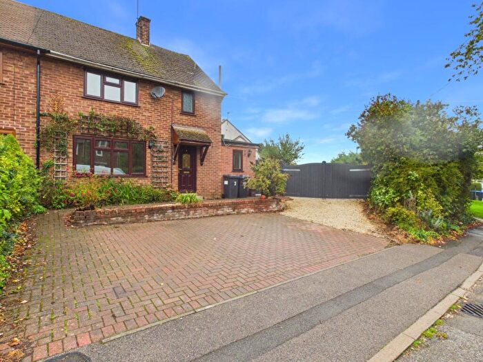 4 Bedroom Semi Detached House To Rent In Bettycroft Close Ravensthorpe, NN6