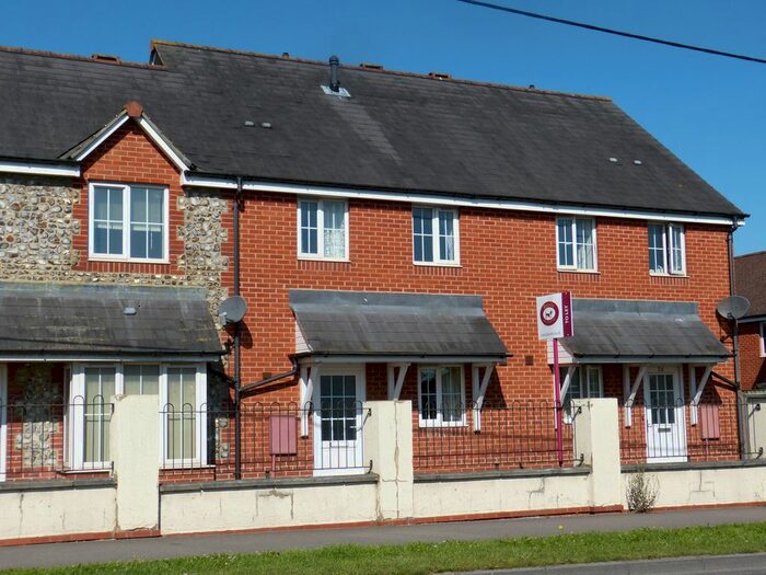 3 Bedroom Terraced House To Rent In Pointers Way, Amesbury, SP4