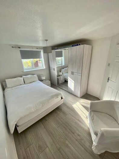 2 Bedroom Apartment To Rent In Keer Court, Birmingham, B9