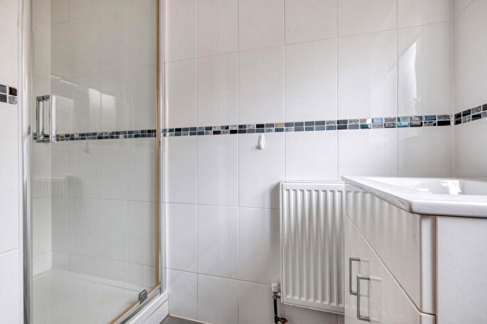 3 Bedroom Terraced House For Sale In Honiton Close, Birmingham, B31