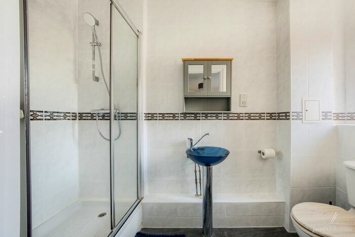 3 Bedroom Flat To Rent In Qube, Townsend Way, Birmingham City Centre, B1