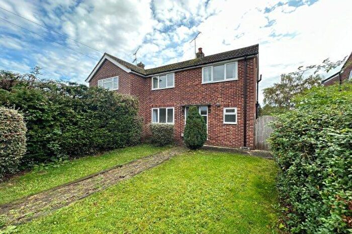 2 Bedroom Property To Rent In Moss Walk, Chelmsford, CM2