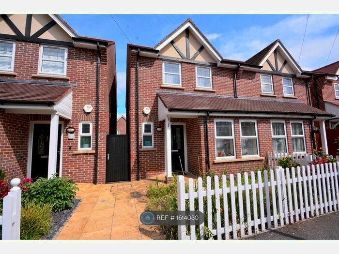 3 Bedroom Semi-Detached House To Rent In Cowper Avenue, Sutton, SM1