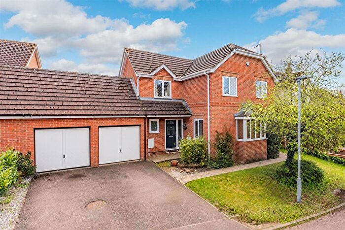 4 Bedroom Detached House For Sale In Brooks Close, Burton Latimer, NN15