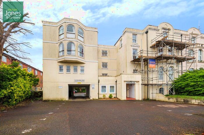1 Bedroom Flat To Rent In Broadwater Road, Worthing, West Sussex, BN14