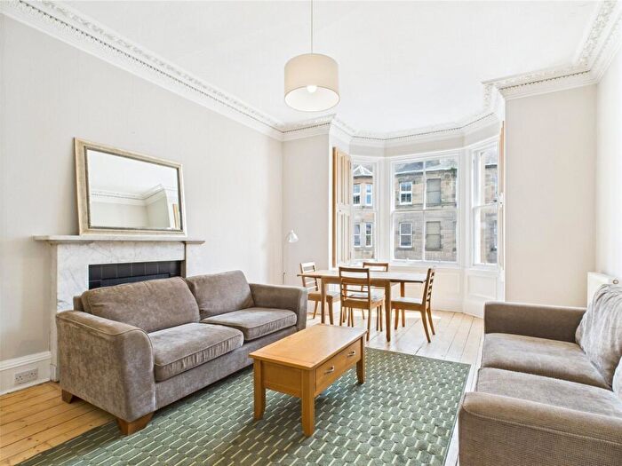 4 Bedroom Apartment To Rent In East Preston Street, Edinburgh, Midlothian, EH8