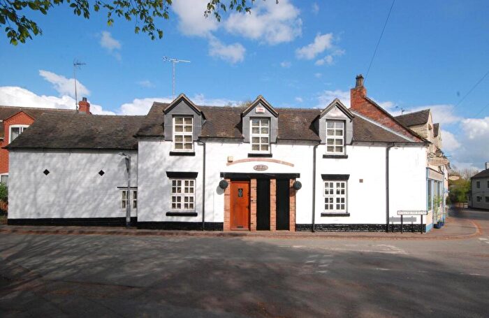 3 Bedroom Character Property For Sale In The Old Bakehouse, Hollybush Road, Newborough, DE13