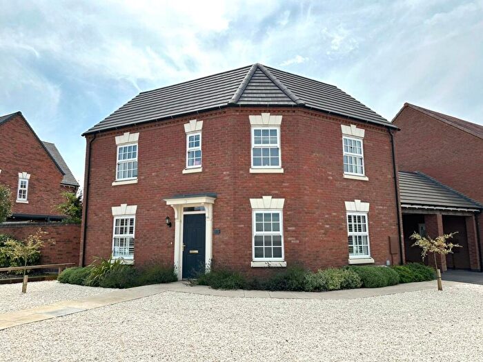 3 Bedroom Detached House For Sale In Walter Pettitt Way, Hugglescote, Coalville, LE67