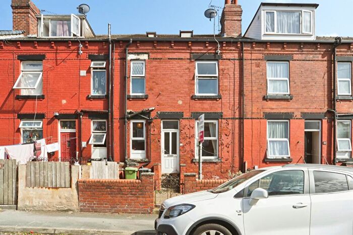 2 Bedroom Terraced House For Sale In Nowell Avenue, Leeds, LS9