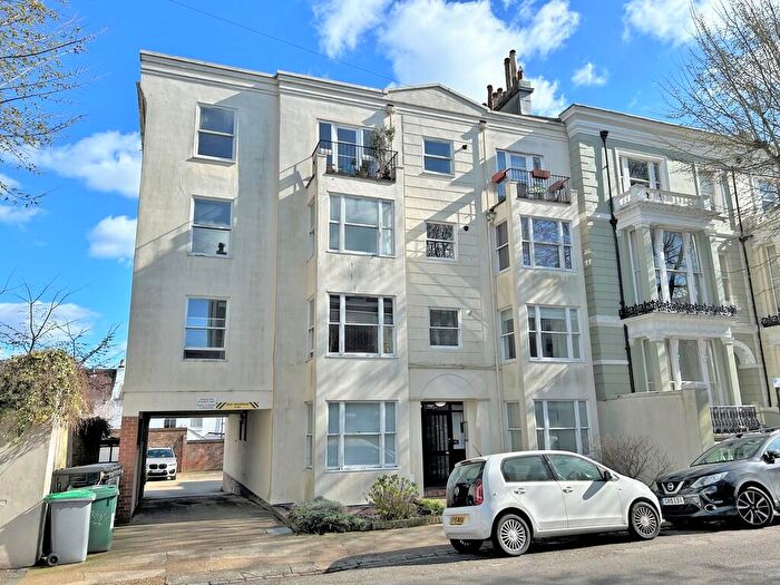 1 Bedroom Apartment For Sale In Buckingham Road, Brighton, BN1