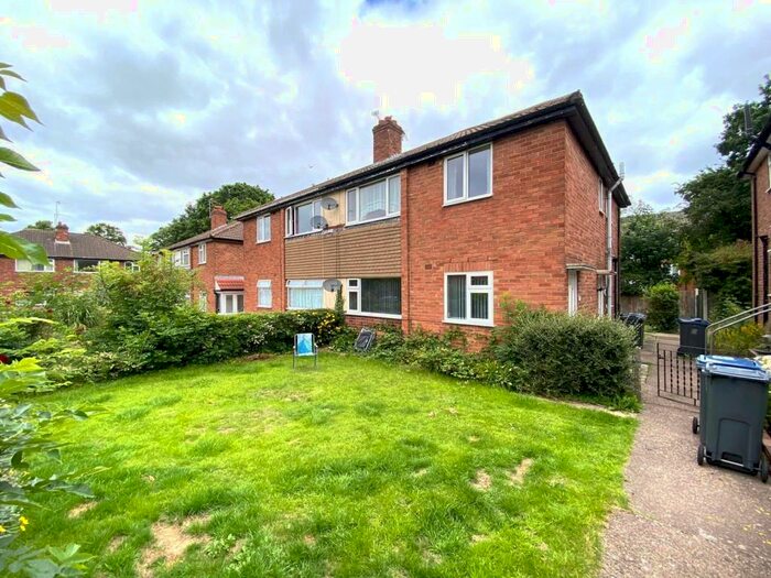 2 Bedroom Maisonette To Rent In Gayhurst Drive, Yardley, B25