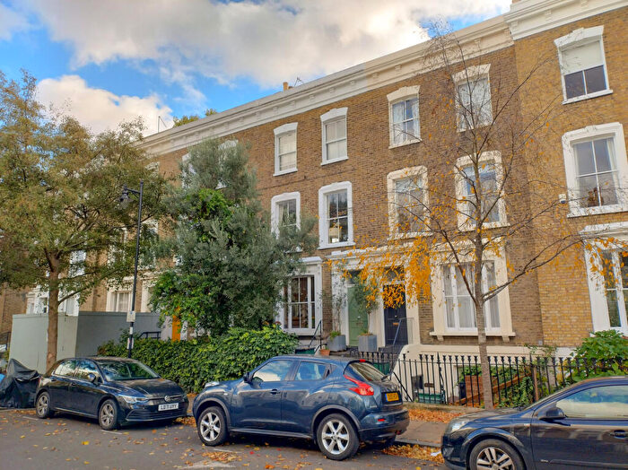 1 Bedroom Apartment For Sale In Ockendon Road, Islington, London, N1