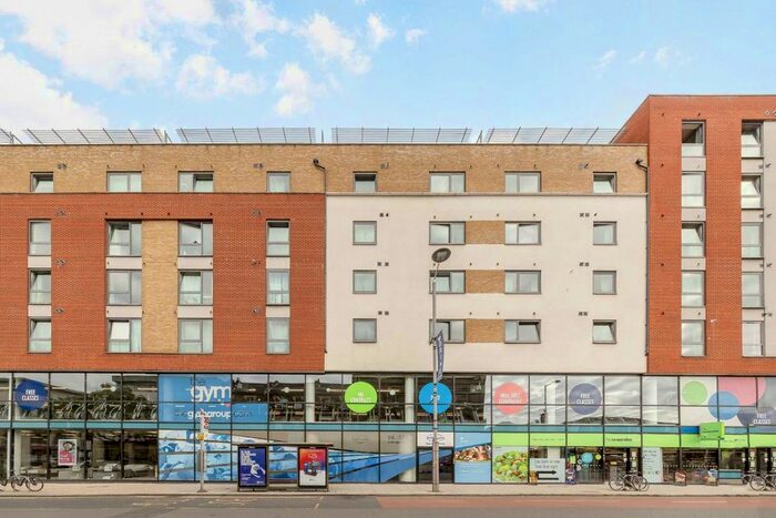 1 Bedroom Flat To Rent In Uxbridge Road, London, W13