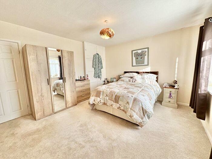 2 Bedroom Semi-Detached House For Sale In Park Avenue, Louth, LN11