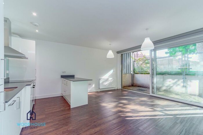 2 Bedroom Apartment To Rent In Goldington Crescent, London, NW1