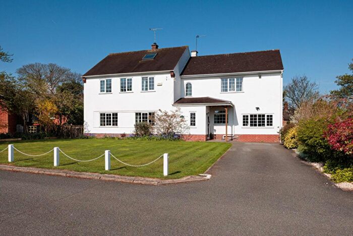 5 Bedroom Detached House For Sale In Grindley Bank, Mickle Trafford, CH2