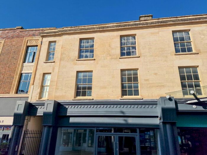 2 Bedroom Flat To Rent In King Street, Stroud, GL5