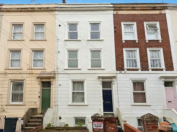 1 Bedroom Flat To Rent In Albert Park - Montpelier, BS6