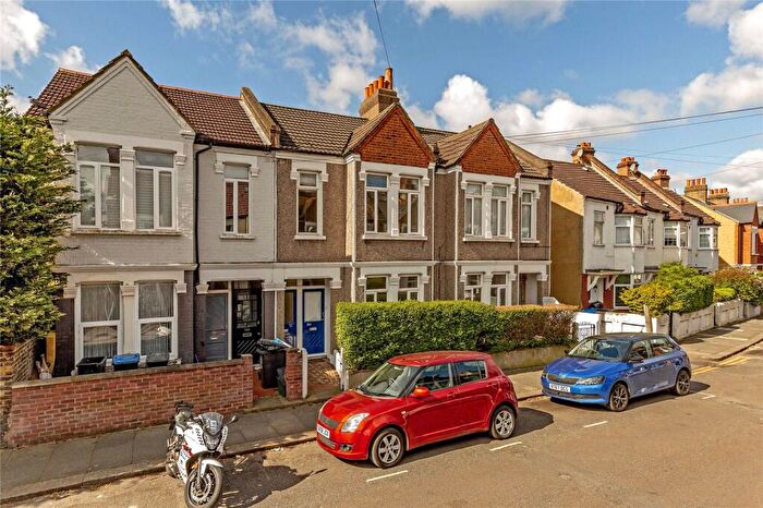 2 Bedroom Maisonette To Rent In Inglemere Road, Tooting, London, CR4