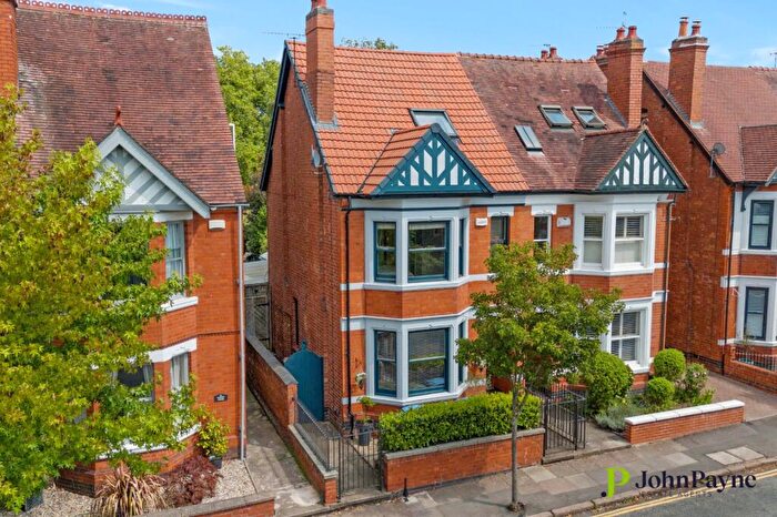 4 Bedroom Semi-Detached House For Sale In Spencer Avenue, Earlsdon, Coventry, CV5