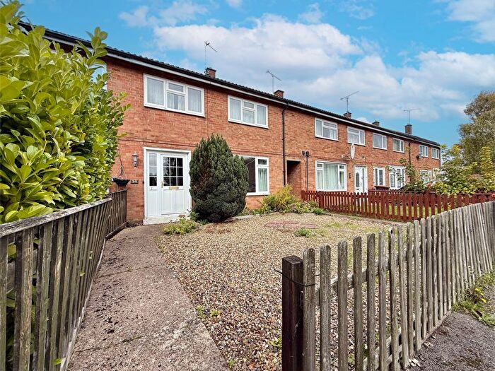 3 Bedroom Terraced House For Sale In Dellmont Road, Houghton Regis, LU5