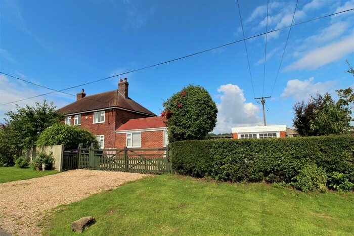 3 Bedroom Semi-Detached House For Sale In Hoop Lane, Langton By Wragby, LN8