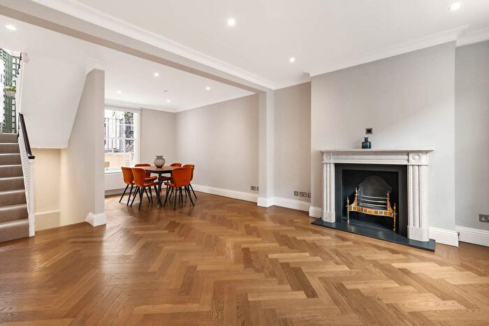 3 Bedroom Town House For Sale In Little Chester Street, Belgravia, SW1X