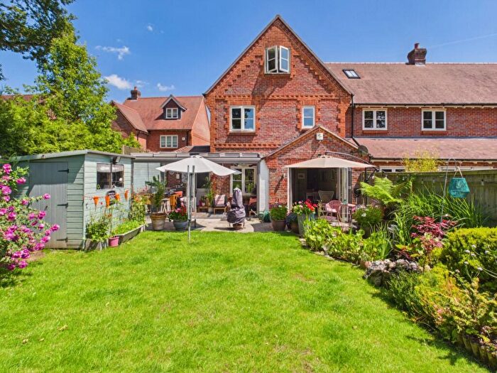 3 Bedroom End Of Terrace House For Sale In Oakwood Place, Lane End, High Wycombe, Buckinghamshire, HP14