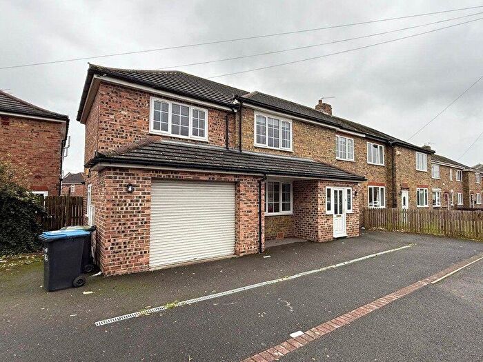 6 Bedroom House To Rent In Kepier Crerscent -, DH1