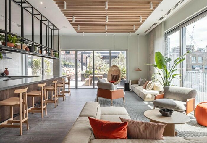 Studio To Rent In Nine Elms Lane, London, SW11