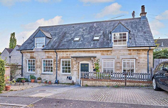 3 Bedroom Detached House For Sale In Central Cirencester, GL7