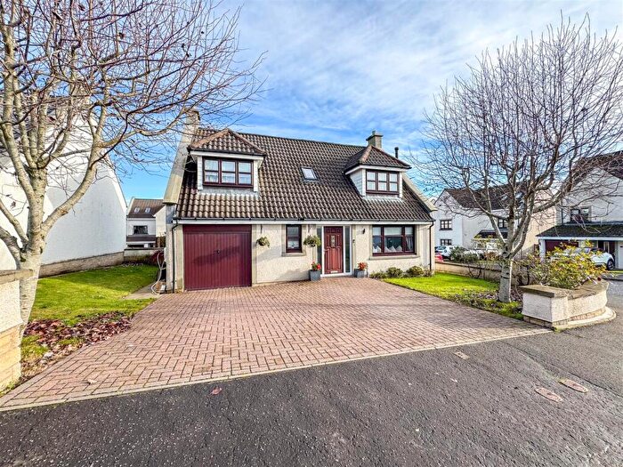 4 Bedroom Detached House For Sale In Station Road, Glassford, Strathaven, ML10