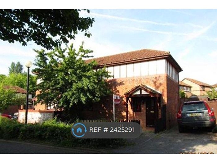 3 Bedroom Semi-Detached House To Rent In Primatt Crescent, Shenley Church End, Milton Keynes, MK5