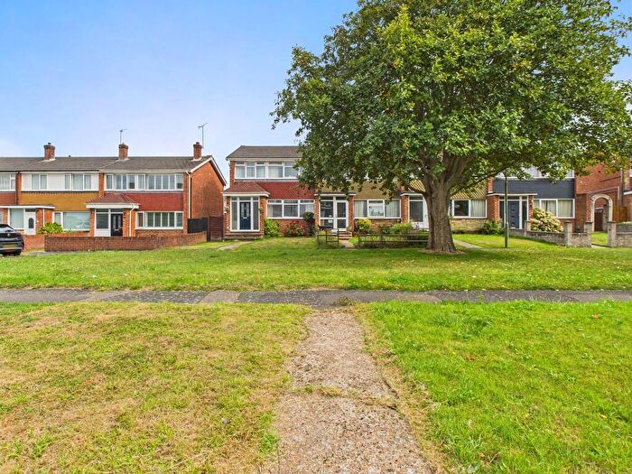 3 Bedroom Terraced House For Sale In The Guelders, Purbrook, PO7