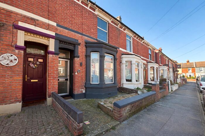 3 Bedroom Terraced House To Rent In Elmhurst Road, Gosport, PO12