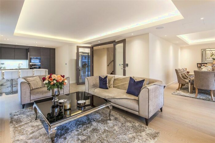 5 Bedroom Flat To Rent In Jaeger House, Chelsea Creek, Thurston Street, Thurston Street, SW6