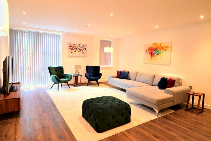 2 Bedroom Flat To Rent In Summer House, Pope Street, Birmingham, B1