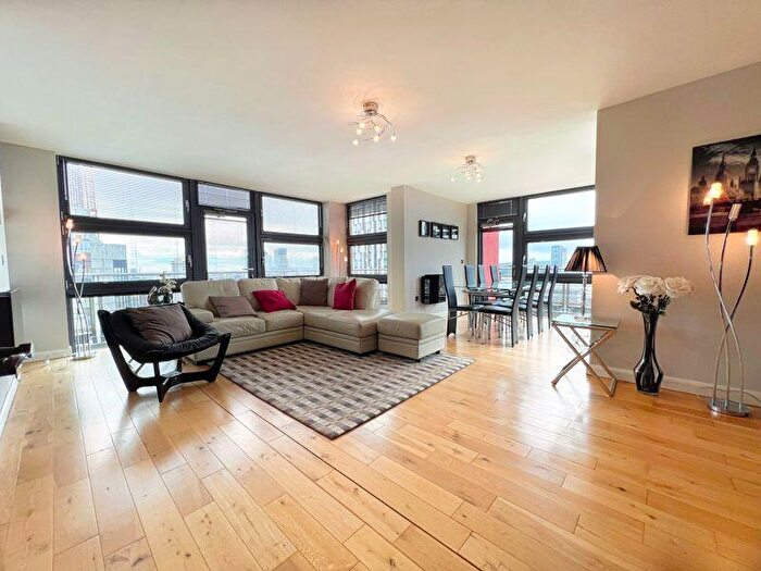 3 Bedroom Penthouse For Sale In Apartment, Landmark Place, Churchill Way, Cardiff, CF10