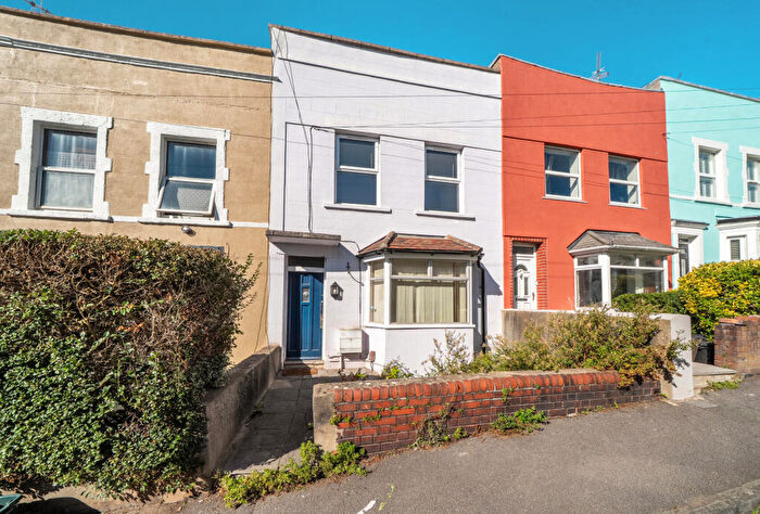 3 Bedroom Terraced House For Sale In Windsor Terrace, Totterdown, Bristol, Somerset, BS3