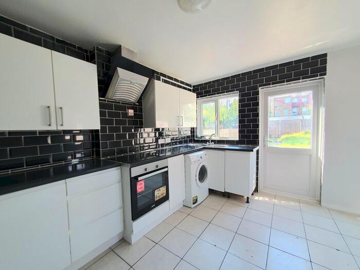 4 Bedroom Terraced House To Rent In Leander Road, Thornton Heath, CR7