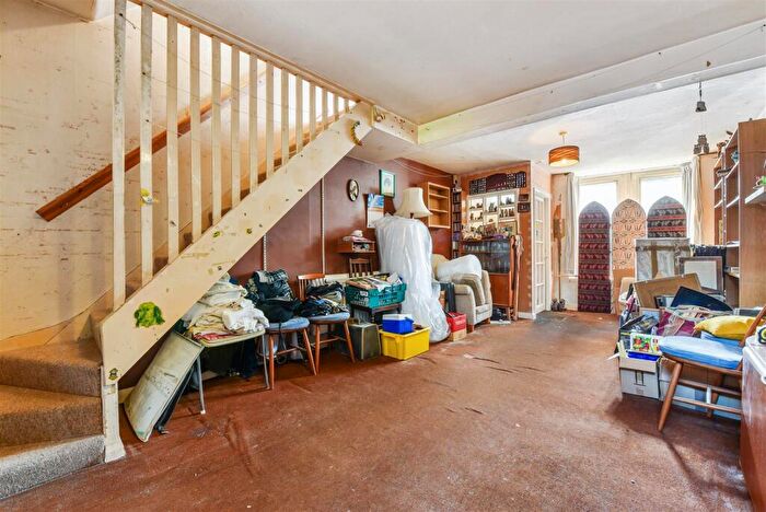 3 Bedroom House For Sale In Melbourne Road, Chichester, PO19