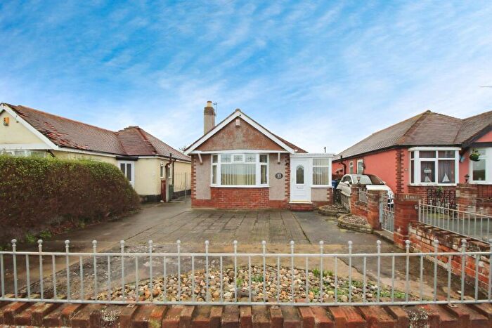 2 Bedroom Bungalow To Rent In Hilton Drive, Rhyl, Denbighshire, LL18