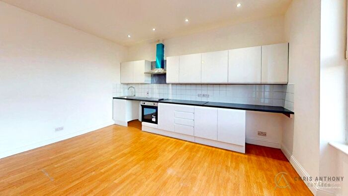 2 Bedroom Flat To Rent In Aldridge Court, High Street, London, W3
