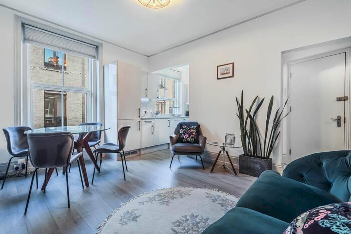 1 Bedroom Flat To Rent In Union Court, Richmond, TW9