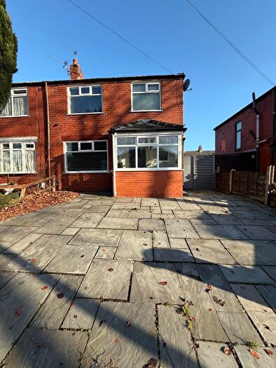 2 Bedroom Semi-detached House To Rent In Lincoln Drive, Bury, Lancashire, BL9