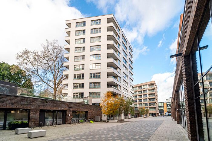 1 Bedroom Flat To Rent In Sterling Way, Islington, London, N7