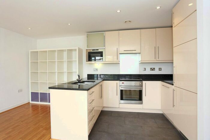 2 Bedroom Flat To Rent In Maida Vale, Maida Vale, London, W9