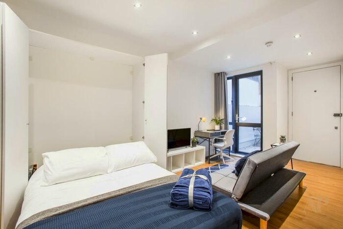 Studio To Rent In Netley Street, London, NW1