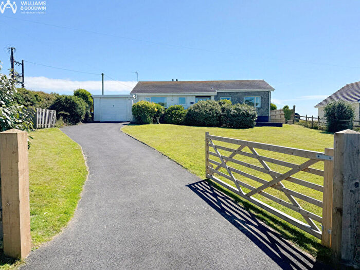 3 Bedroom Detached Bungalow For Sale In Pentre Gwyddel, Rhoscolyn, Anglesey, LL65